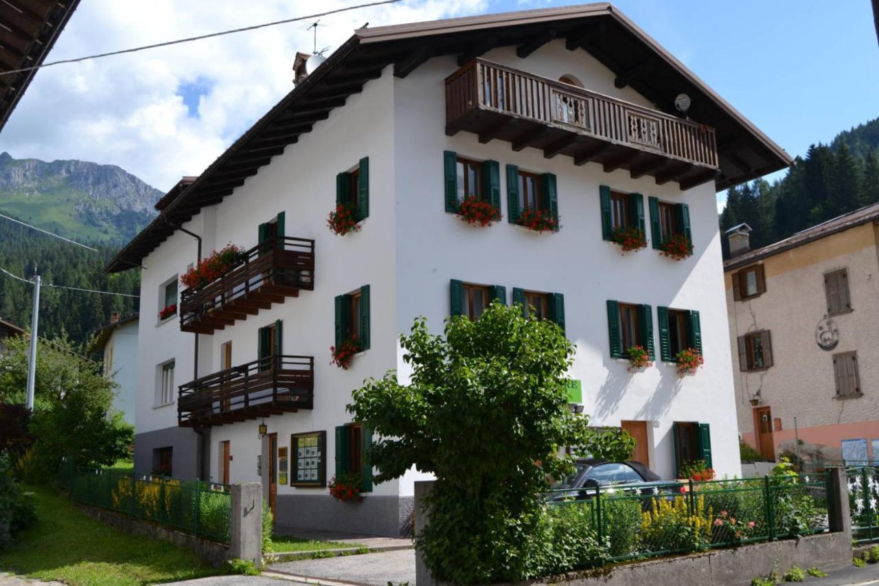 Suite Dolomiti Appartamento فالكادي المظهر الخارجي الصورة